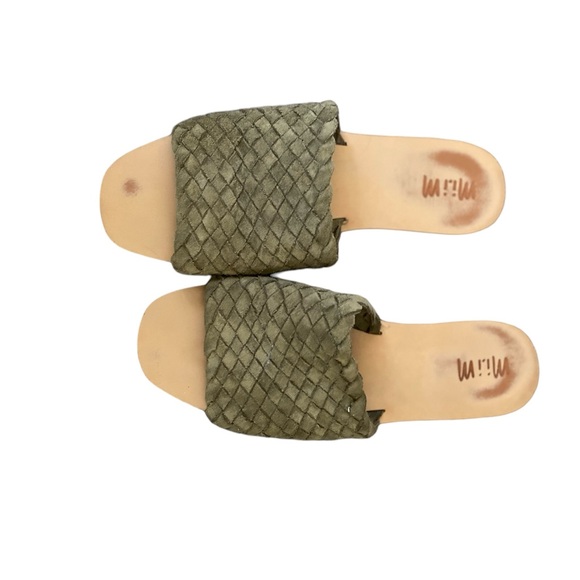 Authentic Mi.Mi Sandals - Picture 2 of 10